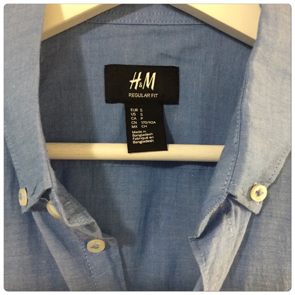 🎈Clearance🎈🎉HP🎉Men’s shirt 👕 buttons down - Picture 4 of 4